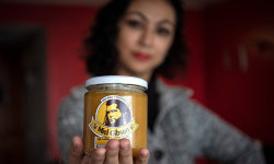 멜 깁슨 경고 덕에… 꿀 판매 대박 났네!