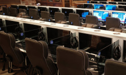 “왜 우리만 영업정지 당하나”… 뿔난 PC방·노래방 업주들