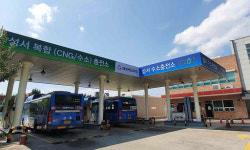 이제야 ‘1호 충전소’… 갈 길 먼 대구 수소車