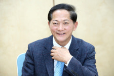 이재준 고양시장 “드라이브스루 검사 등 혁신 전파” [자치단체장 추석인사]