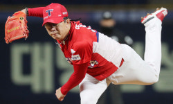 양현종 ‘아홉수’ 탈출… 7전8기 끝 시즌 10승