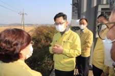 김현수 농림 “AI 철저 방역”