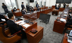 여야 초당적 방미대표단 합의… 공수처 등 현안은 평행선