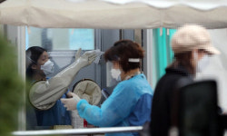 코로나19 재조짐에 결핵·집단 식중독까지 덮친 부산