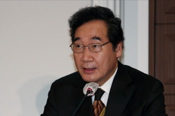 민주당 대표 취임 100일 맞은 이낙연…
