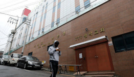 거리두기 피로감에 방역 ‘느슨’… 정부는 격상 타이밍 놓쳐