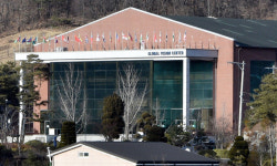 열방센터 방문자 ‘숨바꼭질’ 속 조용한 전파 지속