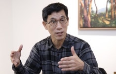 진중권 “민주당, 완전히 맛이 갔다… 대권行 어차피 이재명인데 친문 딜레마”