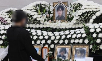 성추행 폭로에 ‘얼평’… 공군 법무실에 사진·신상정보 퍼져 있었나? 국선 변호인 “사실 무근”