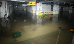 “산사태 난다 그렇게 민원 넣었는데”… 주택 매몰된 비평마을 가보니