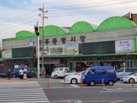 40년 된 전통시장 노후건물에 130t 태양광 건립? [어떻게 생각하십니까]