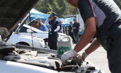 가속페달 밟는 전기차 전환에 국내 정비업계 ‘한숨’
