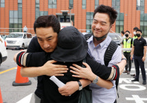 가세연 강용석·김세의·김용호 구속영장 검찰서 반려…“증거 인멸·도주 우려 없다”