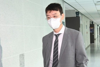 김웅 “공수처, 영장 없이 의원실 압수수색… 완전한 불법”