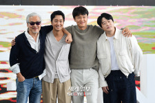[포토] 영화 행복의 나라로 출연진 한자리에