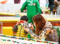 [포토] 레고코리아, 스타필드 고양에 ‘Rebuild The World’ 크리스마스 체험존 오픈