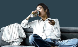 “비대면 시대 ‘홈술’ 늘어 허용을” vs “청소년 구매 등 부작용 커” [뉴스 인사이드]