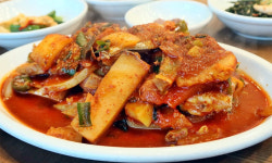 아삭아삭 ‘천연소화제’… 여기 ‘깍국’ 추가요! [김새봄의 먹킷리스트]