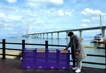 ‘1004의 섬’ 전남 신안군, 쓰레기통까지 컬러 마케팅 눈길