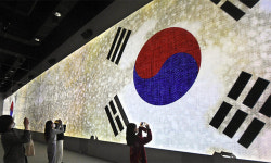 새로운 100년을 열어줄 찬란한 100년의 기억 [밀착취재]