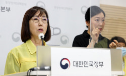 학교는 정상수업, 학원은 원격수업?… 정부 대책 실효성 논란