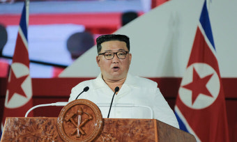 김정은, “尹정권 전멸” 말 폭탄 도발… 전승절 연설문 속 메시지는