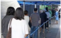 코로나 확산세 둔화에도…위중증·사망 두달 반 만에 ‘최다’