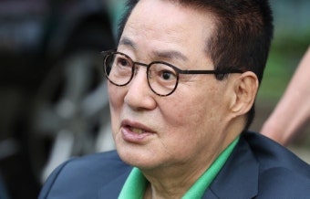 박지원 “영수회담에 여당 대표도 같이 하자는데 안될 말씀. 매일 대통령 만날 것 아닌가”
