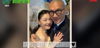 가수 구준엽, 서희원의 어머니가 공개한 사진 속 모습 논란됨
