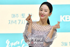 전혜빈, 결혼 3년 만에 득남 “산모·아이 모두 건강”