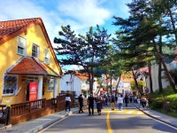 알록달록 동화속 세상 남해 독일마을에서 즐기는 가을여행 [최현태 기자의 여행홀릭]