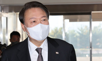 檢 민주 당사 압수수색에… 민주 “대장동·김건희 특검 수용” 거센 반발
