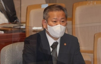 與 정운천, 이상민 장관에게 “확실하게 책임지고 나오면 저같이 의원도 되지 않느냐”