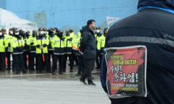 흔들리는 대오에 물류 회복… 공사현장은 아직 절반 ‘스톱’ [화물연대 파업]