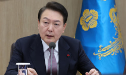 尹대통령 “임기 내 불법과 타협 없을 것”…강성노조 개혁 천명