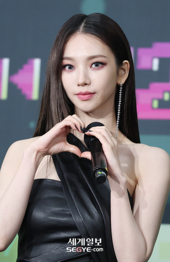 [포토] 에스파 카리나 '남심 저격'