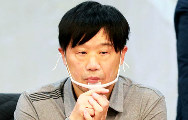 조 전 대표, 서울대 교수직 해임 취하 결정으로 새로운 전문적 방향으로의 전환 가능성 열어 (89자)