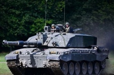 이라크에서 맹활약한 英 챌린저 전차, 우크라 전선 간다