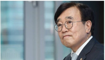 與 5선 서병수, 전대 경쟁에 “보이는 건 줄세우기. 윤심 찾는답시고 엉뚱한 짓거리만”