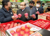 박준식 관악농협 조합장 설 명절 앞두고 성수품 수급점검