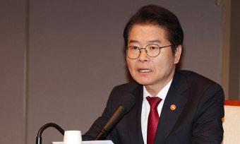 이정식 고용부 장관 “노란봉투법, ‘파업 만능주의’로 퍼져 사회 갈등 커질 것”