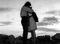 [송영애의 영화이야기] 안개와 환상 속의 배우 故 윤정희를 기억하며