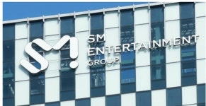 SM 인수전서 유리한 고지 선점한 하이브…승소한 이수만 “내게는 ‘더 베스트’”