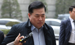 유동규 김용, 음식물 쓰레기라도 먹고 병원 가라 지시