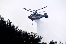 진화대원 1명 숨진 하동 산불 21시간 만에 일단락…비 내려 도움