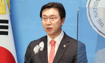 野 “후쿠시마 오염수 안전 확인차” 與 “방사능 괴담 유포 의도 아니냐”