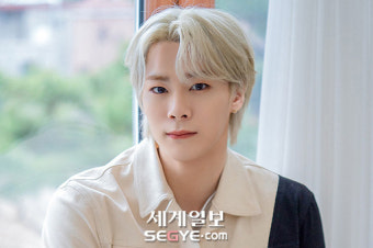 아스트로 MJ, 軍 복무 중 긴급 휴가…故 문빈 빈소 방문