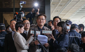 [포토] '돈 봉투 의혹' 송영길 전 대표, 검찰 자진 출석