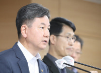 말 많았던 정당 현수막, 이젠 스쿨존에선 볼 수 없다