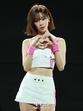 [포토] 에스파 윈터 '매력적인 눈빛'
